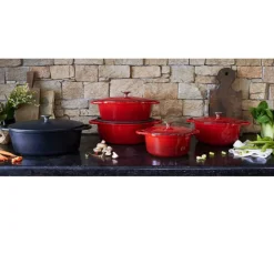 Cocotte en fonte ovale rouge - BAUMALU